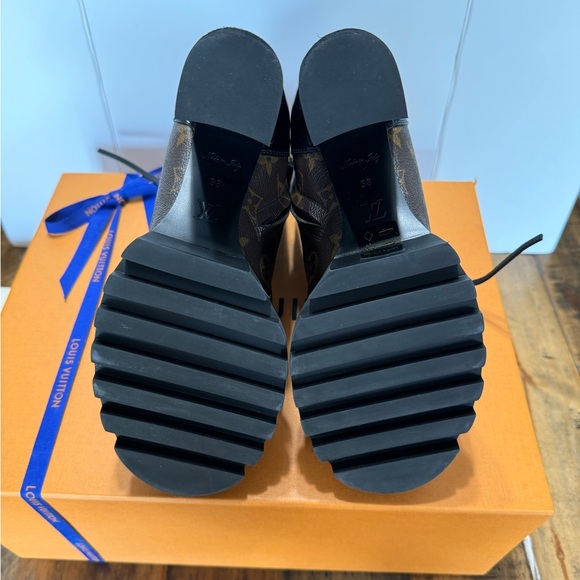 Louis Vuitton Star trail ankle boots - Picture 8 of 11
